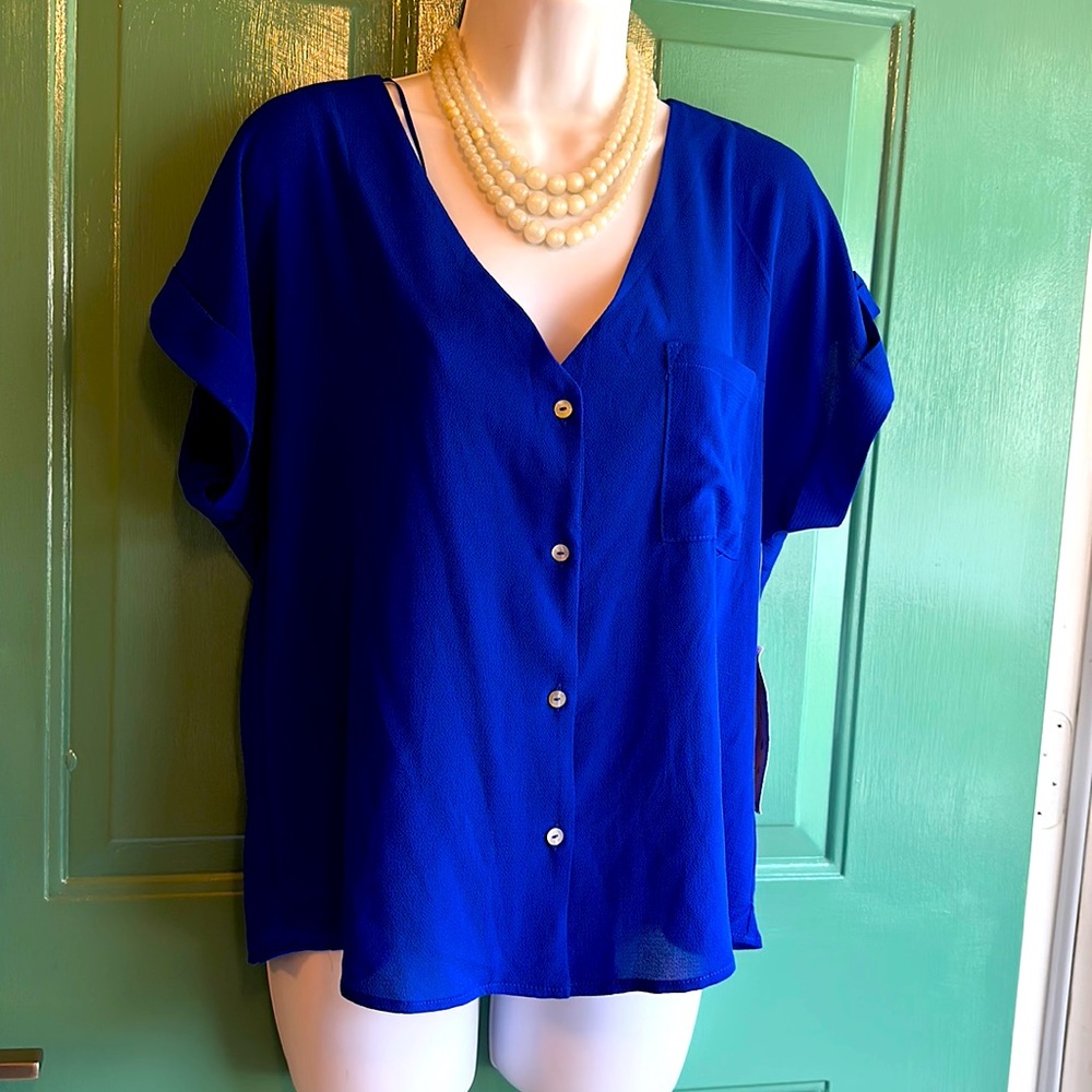 Royal Blue button up short sleeve cropped shirt size medium NWT